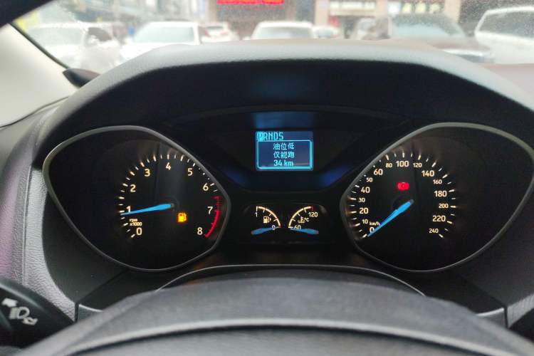 Used Ford Focus 2017 Sedan 1.6L Automatic Comfort Plus SmartDrive Edition Instrument Cluster