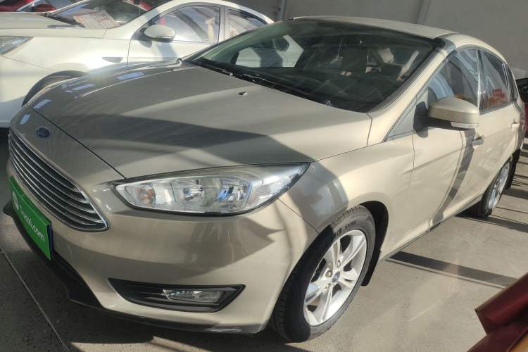 Used Ford Focus 2017 Sedan 1.6L Automatic Comfort Plus SmartDrive Edition Left Side