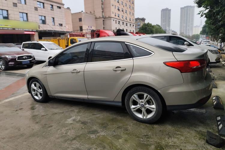 Used Ford Focus 2017 Sedan 1.6L Automatic Comfort Plus SmartDrive Edition Left Side