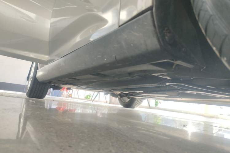 Used Ford Focus 2017 Sedan 1.6L Automatic Comfort Plus SmartDrive Edition Right Side Sill