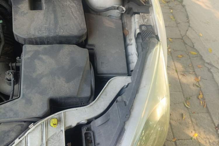 Used Ford Focus 2017 1.5T CTCC White and Black Limited Edition Engine Bay Left