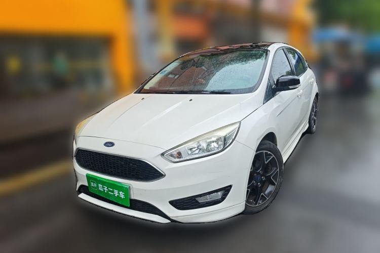 Used Ford Focus 2017 1.5T CTCC White and Black Limited Edition Guazi used car, China used car export, Used car for sale, Used  cars, Cheapest cars for sale