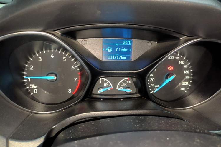 Used Ford Focus 2017 Sedan 1.6L Manual Fashion Edition Smart Drive Version Instrument Cluster