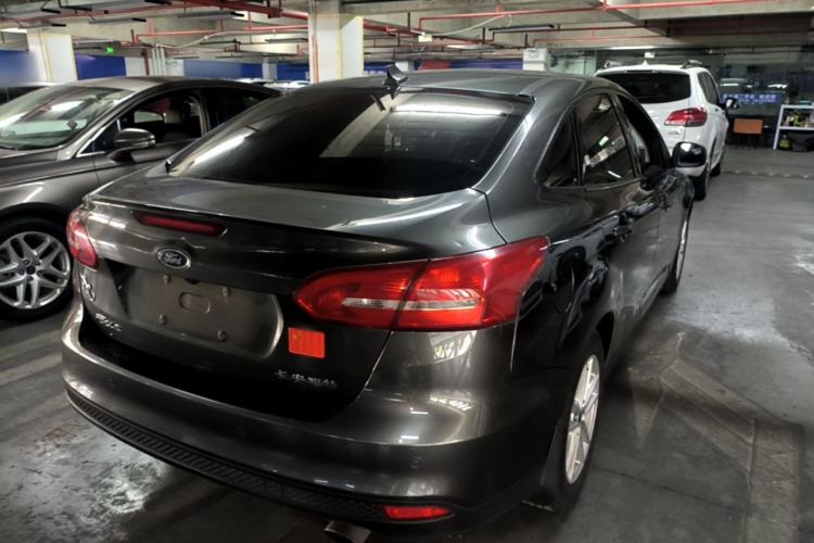 Used Ford Focus 2017 Sedan 1.6L Manual Fashion Edition Smart Drive Version Rear Right 45 Deg