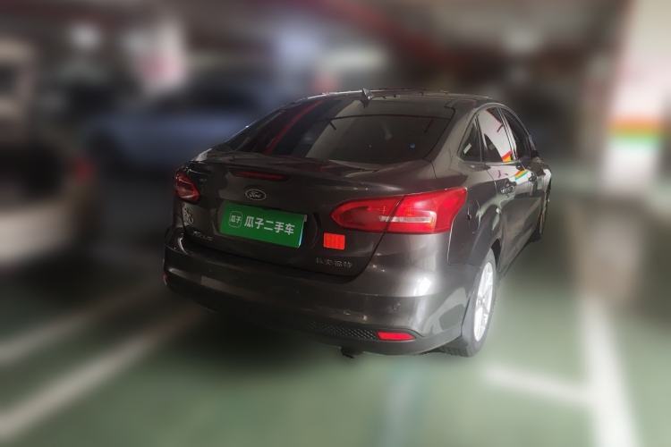 Used Ford Focus 2017 Sedan 1.6L Manual Fashion Edition Smart Drive Version Rear Right 45 Deg