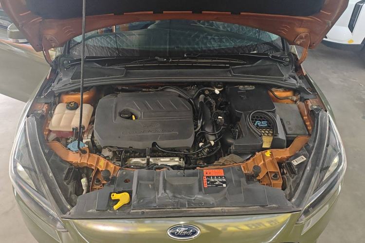 Used Ford Focus 2017 Hatchback EcoBoost 180 Automatic Sport Model Engine Bay