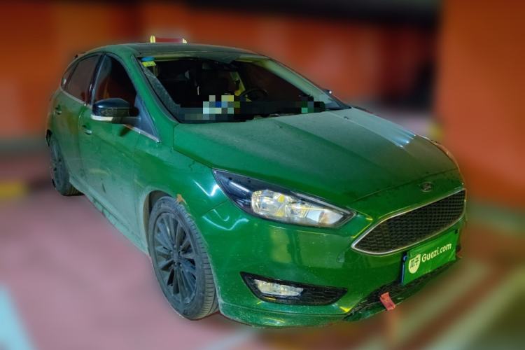 Used Ford Focus 2017 Hatchback EcoBoost 180 Automatic Sport Model Front Right 45 Deg