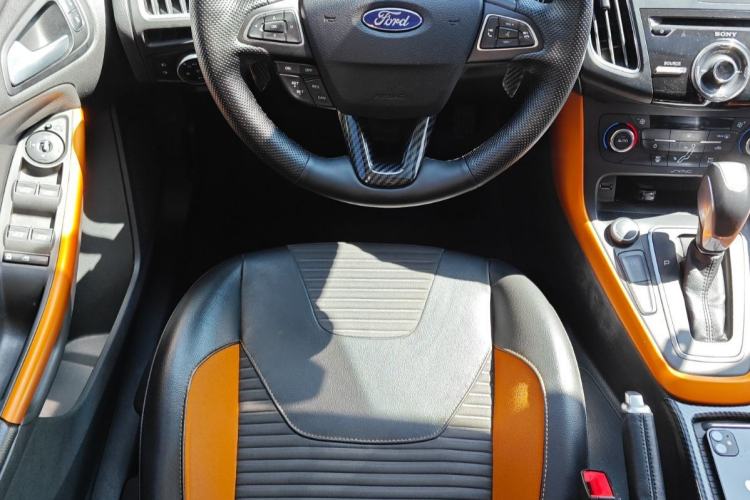 Used Ford Focus 2017 Hatchback EcoBoost 180 Automatic Sport Model Interior 3