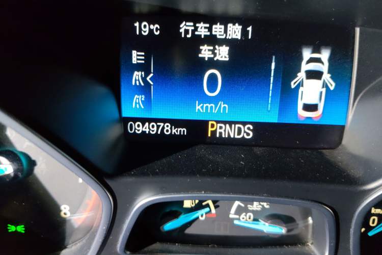 Used Ford Focus 2017 Hatchback EcoBoost 180 Automatic Sport Model Odometer Close Up