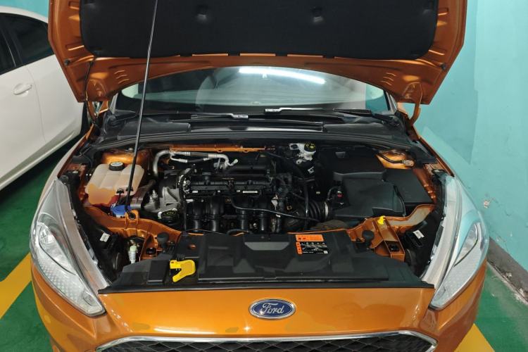 Used Ford Focus 2017 Hatchback 1.6L Automatic Fashion Edition Smart Drive Version Engine Bay