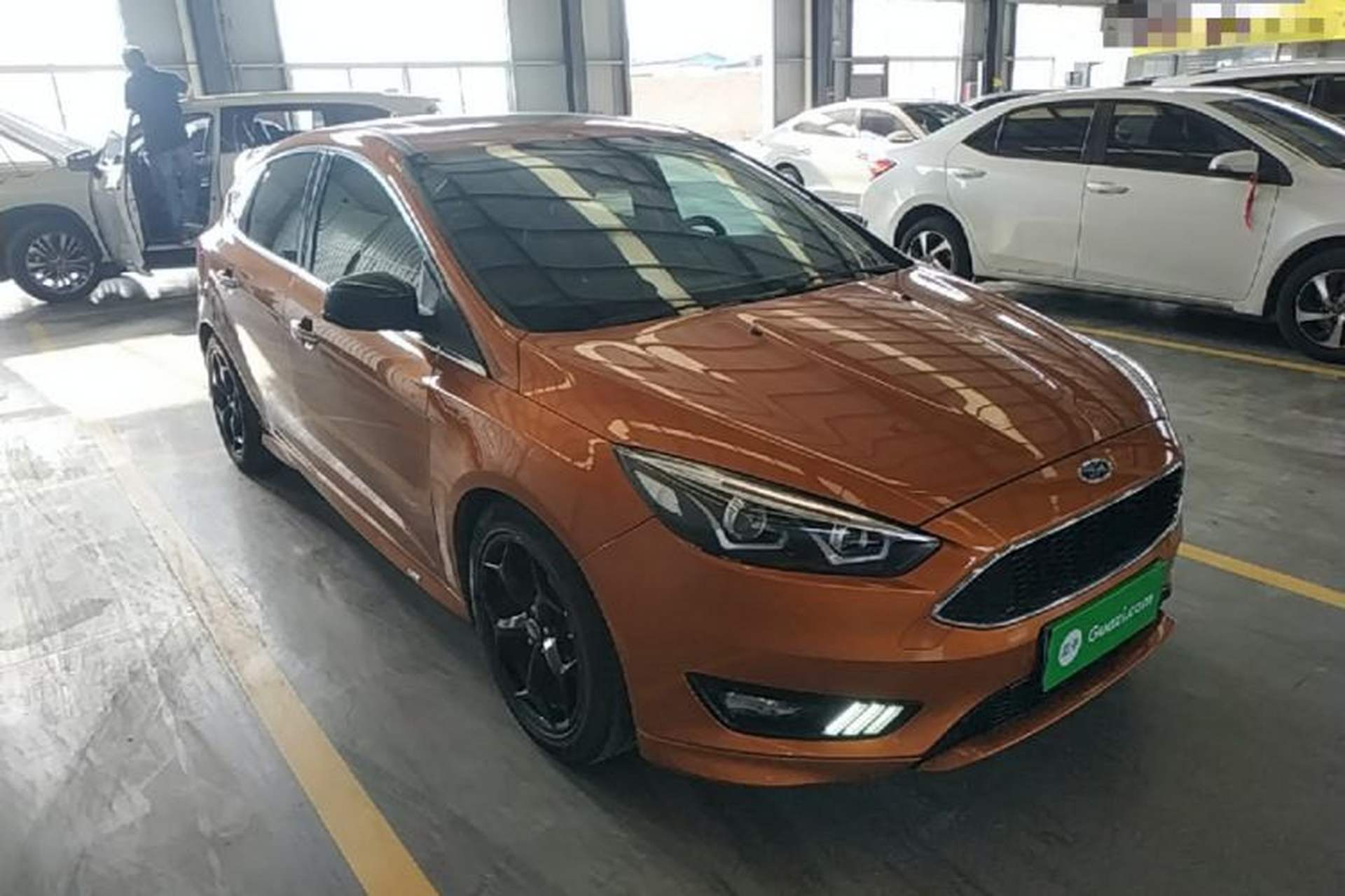 Used Ford Focus 2017 Hatchback EcoBoost 180 Automatic Sport Model Exterior 1