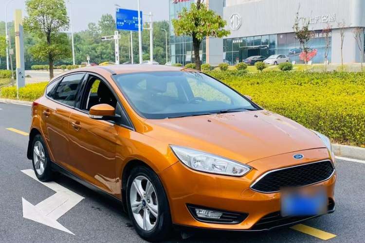 Used Ford Focus 2017 Hatchback 1.6L Automatic Comfort Plus SmartDrive Edition Exterior 2