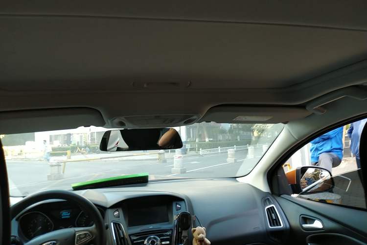 Used Ford Focus 2017 Hatchback 1.6L Automatic Fashion Edition Smart Drive Version Headliner