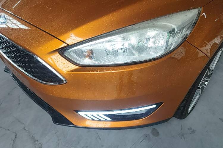 Used Ford Focus 2017 Hatchback EcoBoost 180 Automatic Elite Model Left Front Headlight