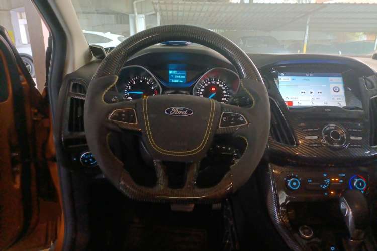 Used Ford Focus 2017 Hatchback 1.6L Automatic Comfort Plus SmartDrive Edition Steering Wheel