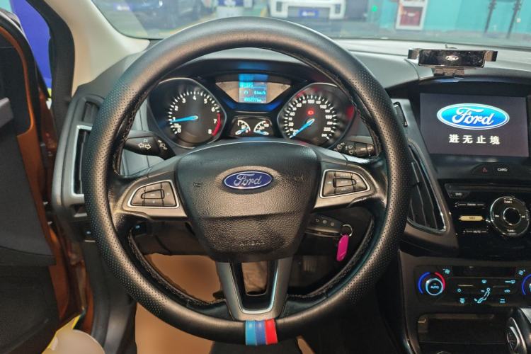 Used Ford Focus 2017 Hatchback 1.6L Automatic Fashion Edition Smart Drive Version Steering Wheel