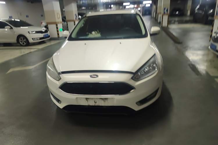 Used Ford Focus 2017 Hatchback 1.6L Automatic Fashion Edition Smart Drive Version Front