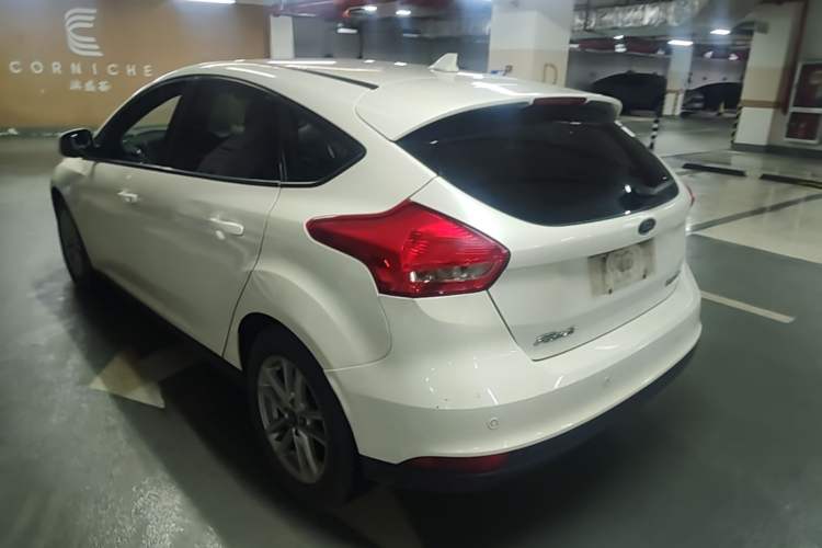 Used Ford Focus 2017 Hatchback 1.6L Automatic Fashion Edition Smart Drive Version Rear Left 45 Deg