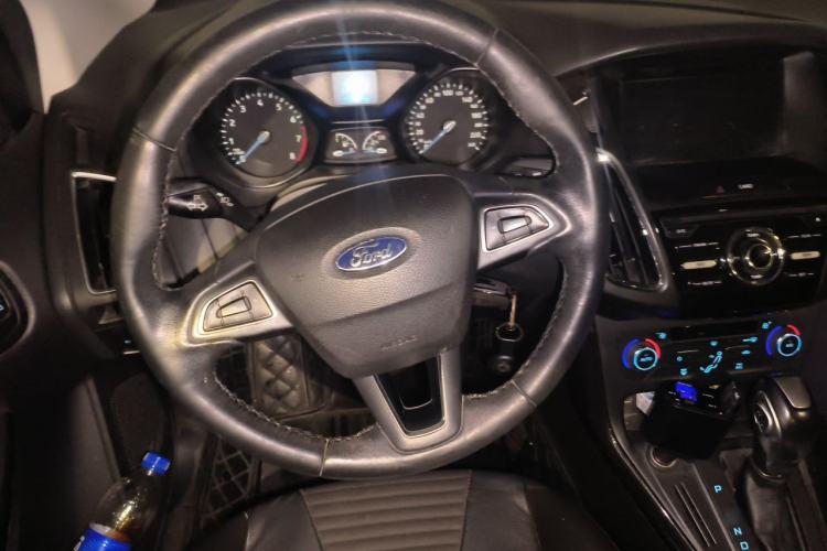 Used Ford Focus 2017 Sedan 1.6L Automatic Fashion Edition Smart Drive Version Steering Wheel
