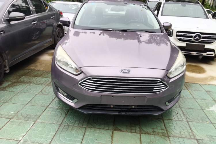 Used Ford Focus 2017 Sedan 1.6L Automatic Fashion Edition Smart Drive Version Front