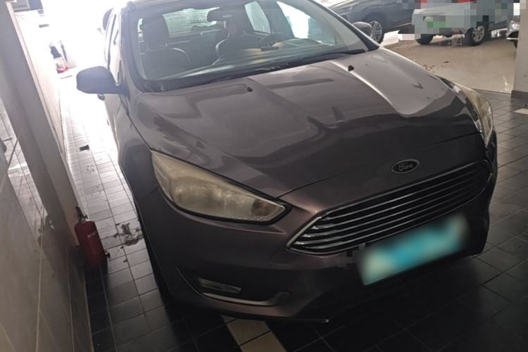 Used Ford Focus 2017 Sedan 1.6L Automatic Fashion Edition Smart Drive Version Front Right 45 Deg