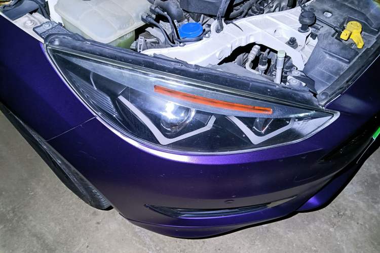 Used Ford Focus 2017 Sedan EcoBoost 180 Automatic Elite Model Right Front Headlight