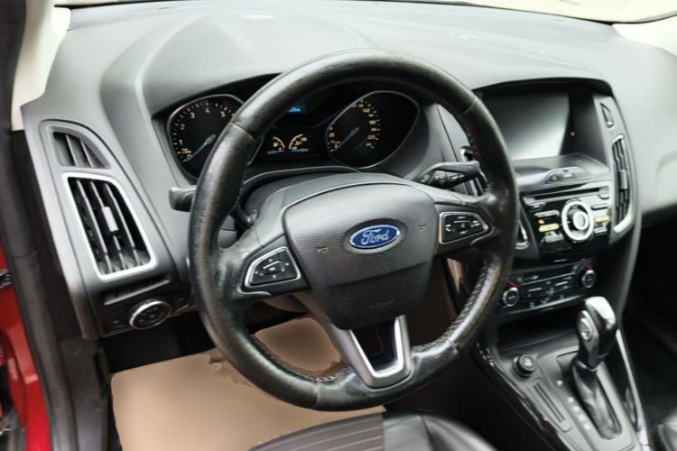 Used Ford Focus 2017 Sedan 1.6L Automatic Fashion Edition Smart Drive Version Steering Wheel