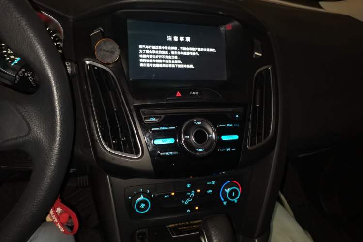 Used Ford Focus 2017 Hatchback 1.6L Automatic Comfort Plus SmartDrive Edition Audio And AC Panel
