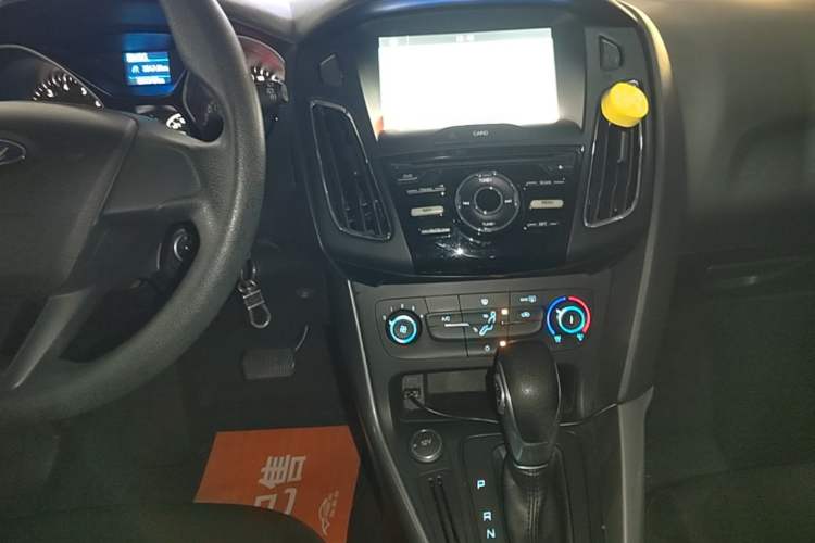 Used Ford Focus 2017 Hatchback 1.6L Automatic Comfort Plus SmartDrive Edition Audio And AC Panel