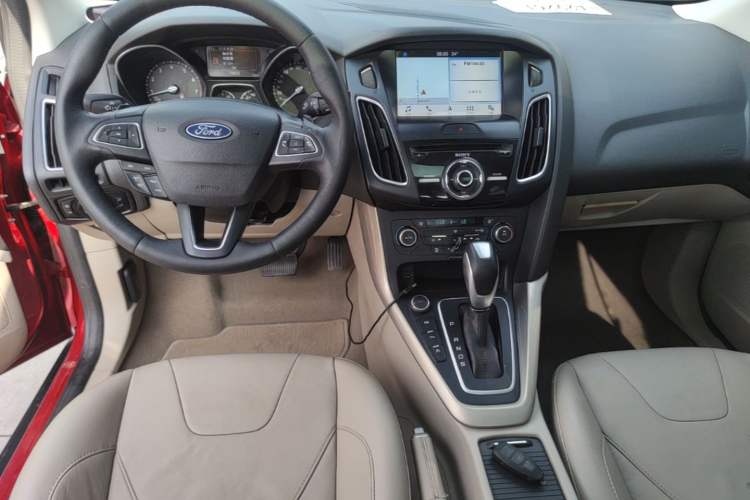 Used Ford Focus 2017 Sedan EcoBoost 180 Automatic Flagship Model Audio And AC Panel