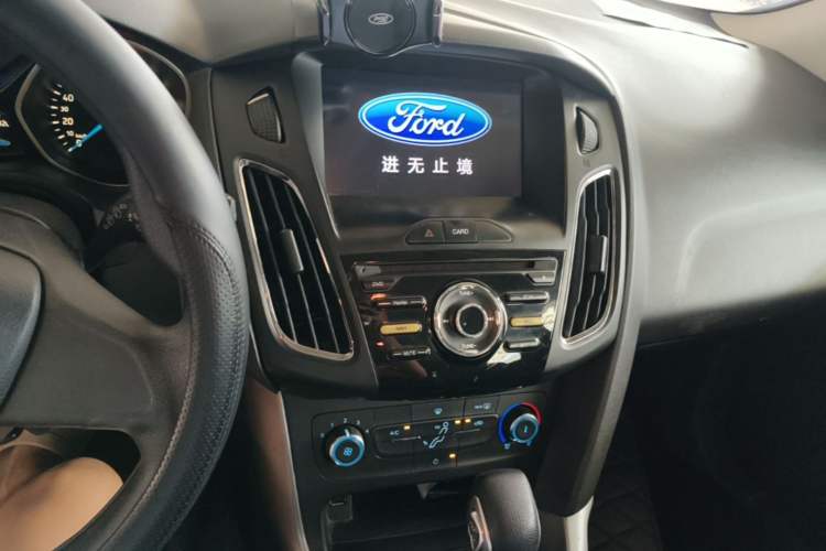 Used Ford Focus 2017 Hatchback 1.6L Automatic Comfort Plus SmartDrive Edition Audio And AC Panel