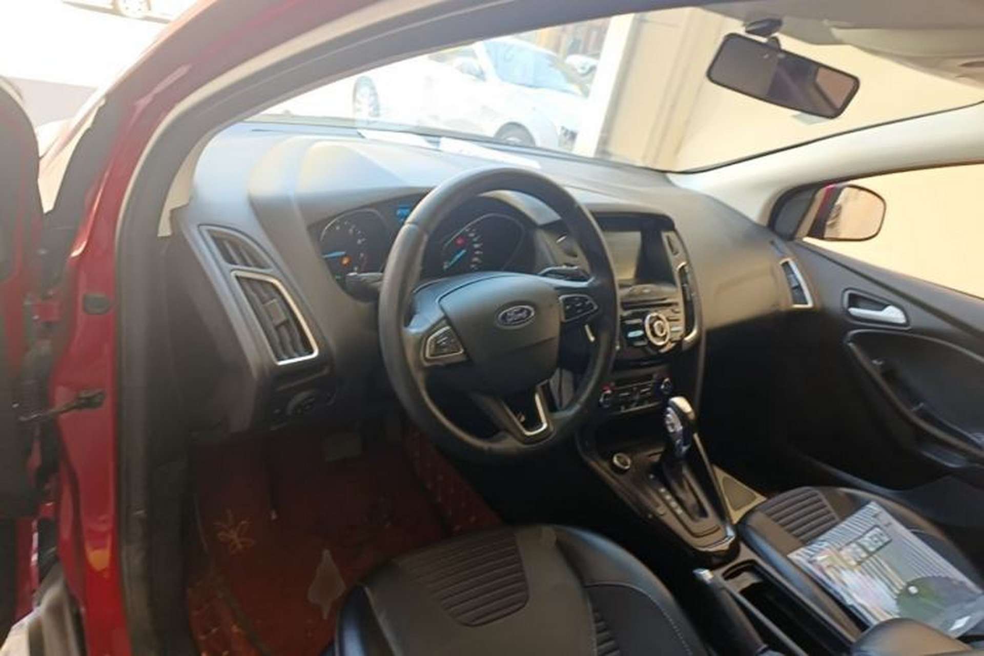 Used Ford Focus 2017 Sedan 1.6L Automatic Fashion Edition Smart Drive Version Center Console