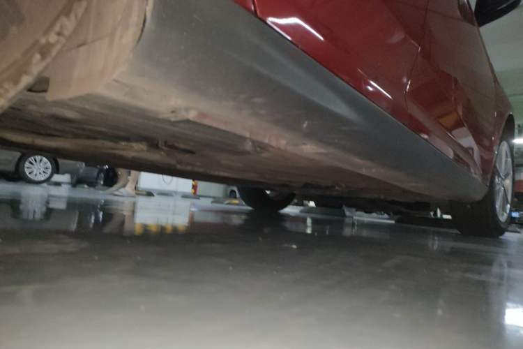 Used Ford Focus 2017 Sedan EcoBoost 180 Automatic Elite Model Chassis Rear Right
