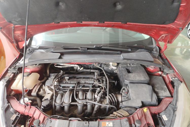 Used Ford Focus 2017 Hatchback 1.6L Automatic Comfort Plus SmartDrive Edition Engine Bay