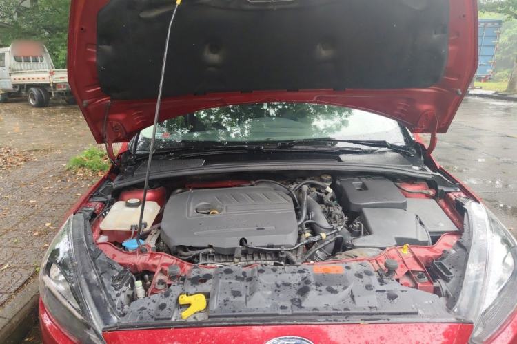 Used Ford Focus 2017 Hatchback EcoBoost 180 Automatic Sport Model Engine Bay