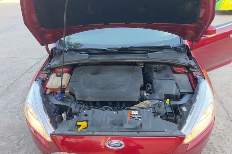 Used Ford Focus 2017 Hatchback 1.6L Automatic Comfort Plus SmartDrive Edition Engine Bay