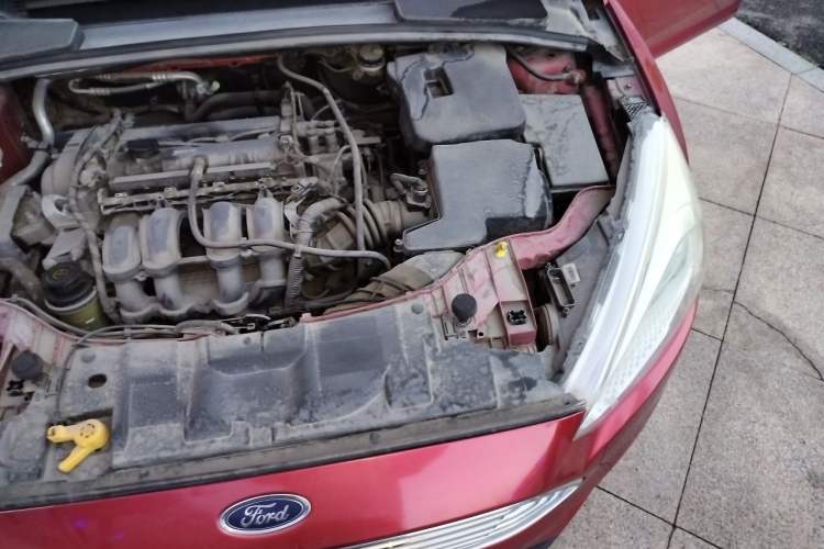 Used Ford Focus 2017 Sedan 1.6L Automatic Comfort Plus SmartDrive Edition Engine Bay Left
