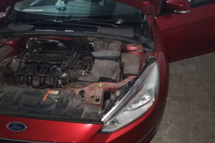 Used Ford Focus 2017 Hatchback 1.6L Automatic Comfort Plus SmartDrive Edition Engine Bay Left