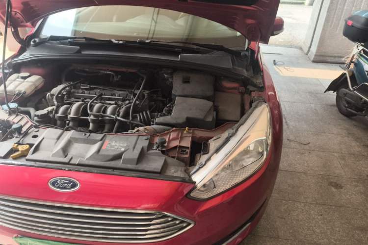 Used Ford Focus 2017 Sedan 1.6L Automatic Fashion Edition Smart Drive Version Engine Bay Left
