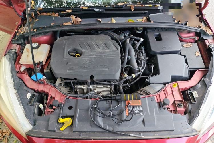 Used Ford Focus 2017 Hatchback EcoBoost 180 Automatic Elite Model Engine Bay