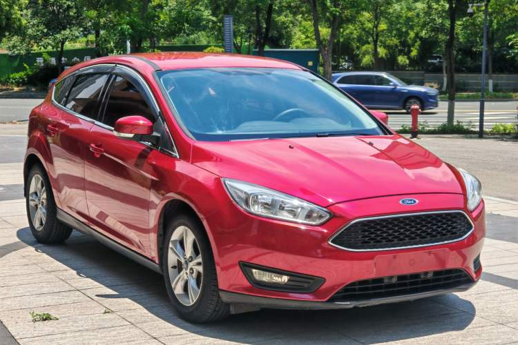 Used Ford Focus 2017 Hatchback 1.6L Automatic Comfort Plus SmartDrive Edition Exterior 2