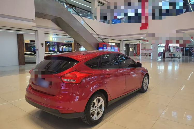 Used Ford Focus 2017 Hatchback 1.6L Automatic Comfort Plus SmartDrive Edition Exterior 2