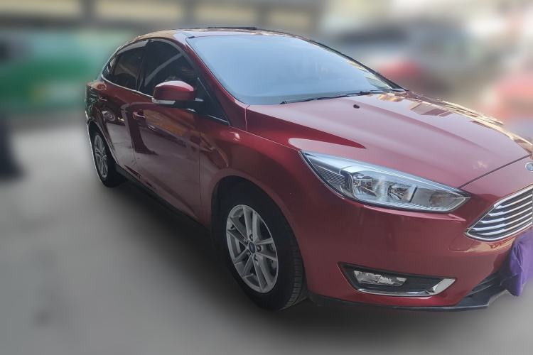 Used Ford Focus 2017 Sedan EcoBoost 125 Manual – Ultra-Style Edition with SmartDrive Features Exterior 2