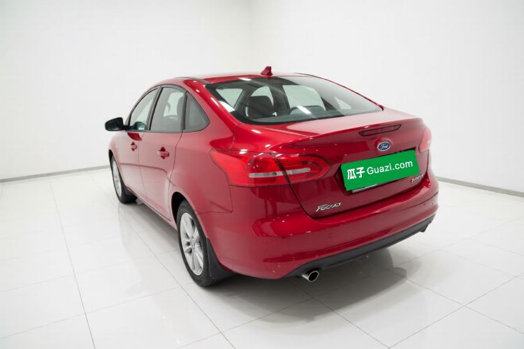 Used Ford Focus 2017 Sedan 1.6L Automatic Fashion Edition Smart Drive Version Exterior 3