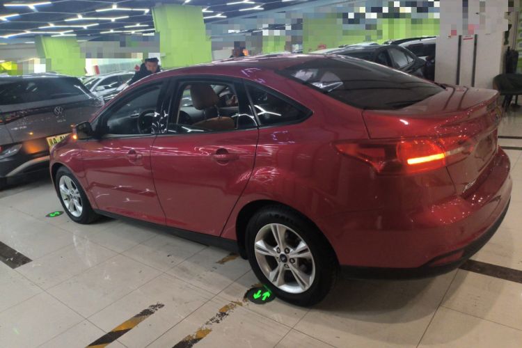 Used Ford Focus 2017 Sedan 1.6L Automatic Comfort Plus SmartDrive Edition Exterior 3