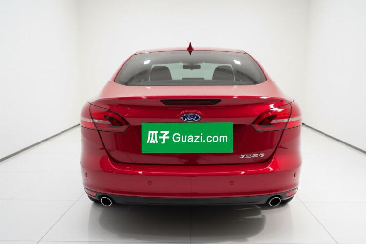Used Ford Focus 2017 Sedan 1.6L Automatic Fashion Edition Smart Drive Version Exterior 4