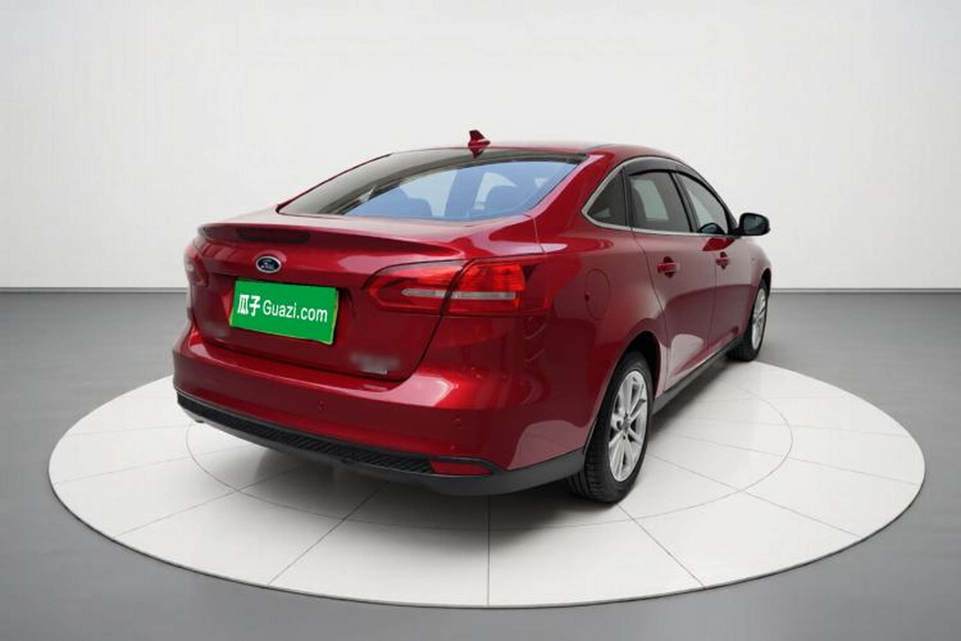 Used Ford Focus 2017 Sedan EcoBoost 125 Manual – Ultra-Style Edition with SmartDrive Features Exterior 5