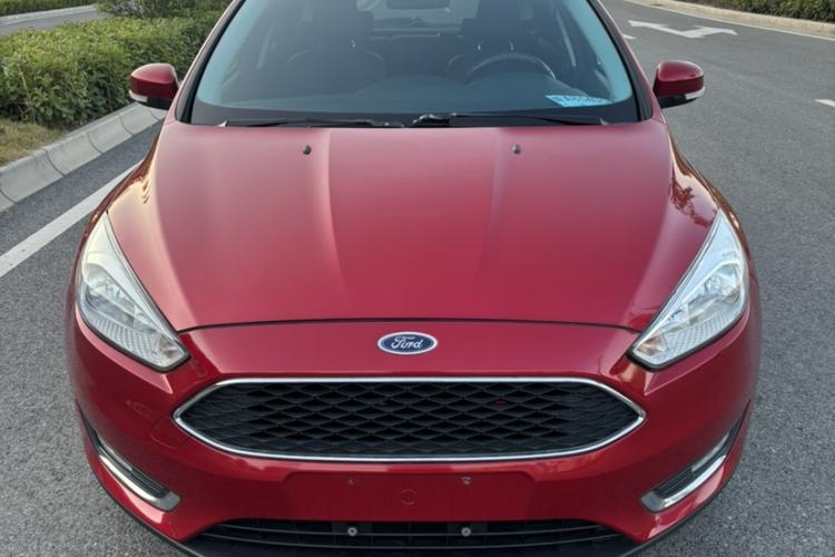 Used Ford Focus 2017 Hatchback 1.6L Automatic Fashion Edition Smart Drive Version Exterior 6