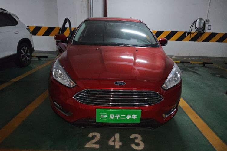 Used Ford Focus 2017 Sedan 1.6L Automatic Fashion Edition Smart Drive Version Front