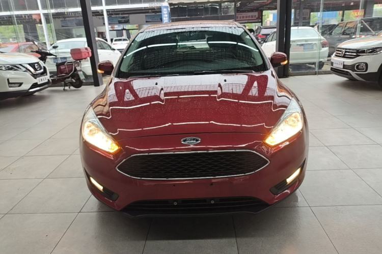 Used Ford Focus 2017 Hatchback 1.6L Manual Comfort Plus SmartDrive Edition Front